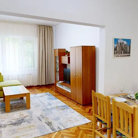 The In The Heart Of Old 1bdr Apartament