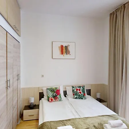 The In The Heart Of Old 1bdr Sofia